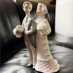 Lladro Bride and Groom #4808 Couple Getting Married Mint Condition